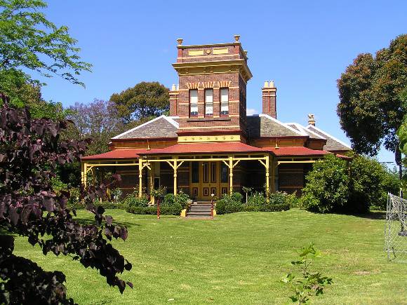 Review of B Graded Buildings in Kew, Camberwell & Hawthorn