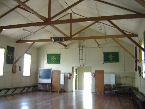H1343 Interior - general view looking east.  Dec 2006.