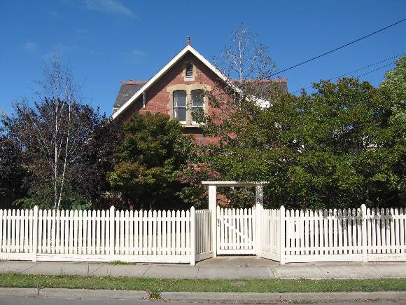 House at 88 Railway Crescent WILLIAMSTOWN, Hobsons Bay Heritage Study 2006