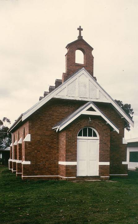 B2893 St John's C of E Whorouly