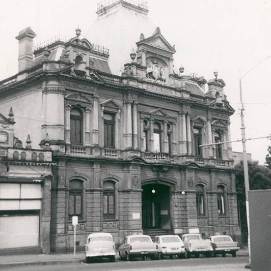 B2899 ANA Hall View St Bendigo