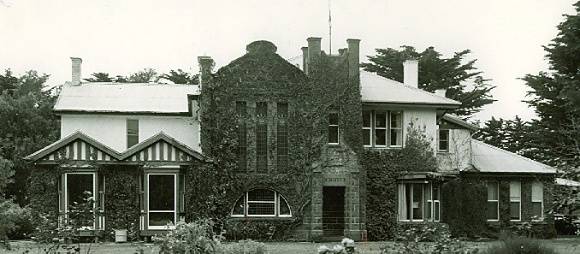 B2092 Ettrick Homestead