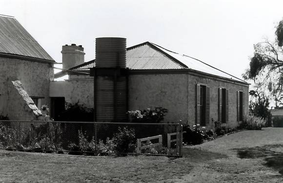 B2121 Corunnun Homestead