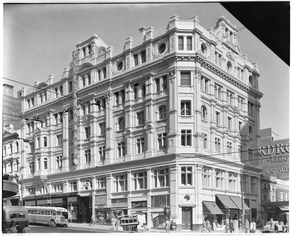 B7645 Cromwell Building.jpg