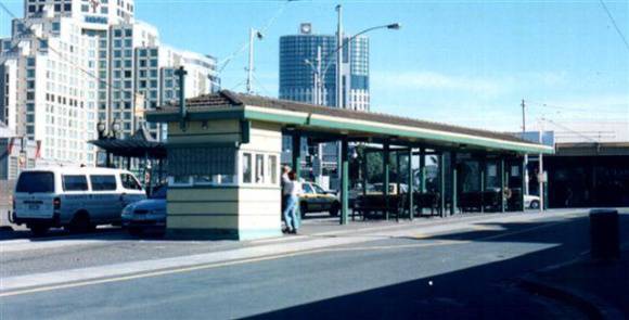 B0435 Batman Avenue Tram Shelter.jpg