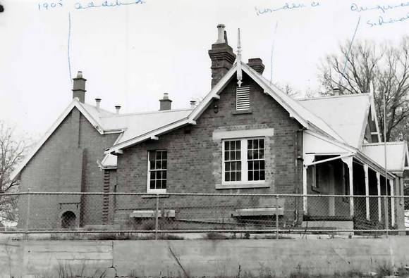 B3114 Frmr State School & Residence High St Cranbourne