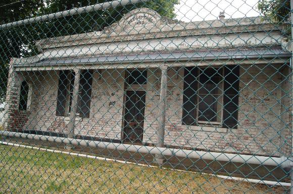 B2815 Dee Cottage