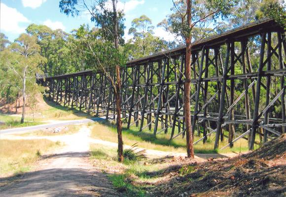 B7680 Wairewa Trestle Rail Bridge