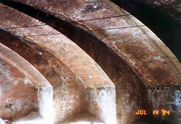 B7683 Dandenong Road Railway Bridge Underside 1