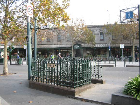 H2111 Underground Toilets Elizabeth & Victoria 08 06 06 mz 001