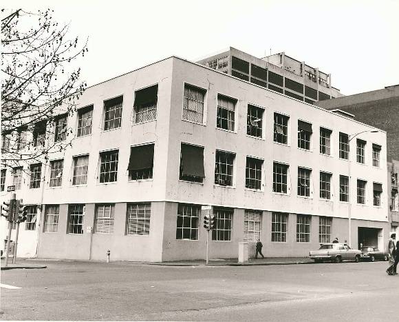 B3410 SKF Building