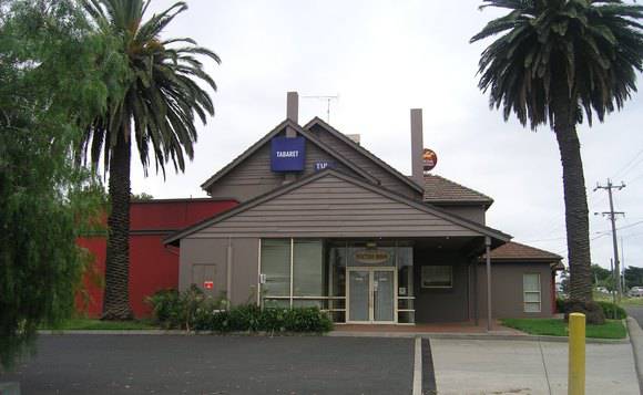 HO83 Deer Park Hotel 2.JPG