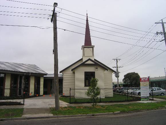 HO99 St Albans Unting Church 4.JPG