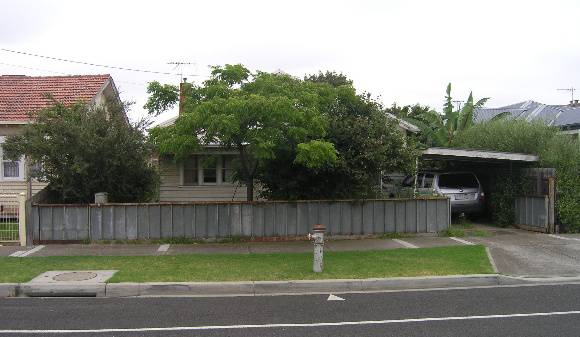 HO104 23 Couch St 1.JPG