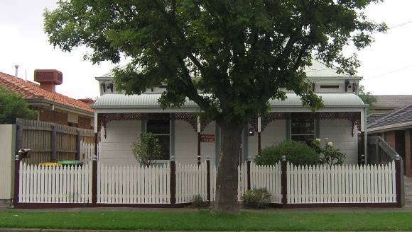 HO114 114 Morris St 5.JPG