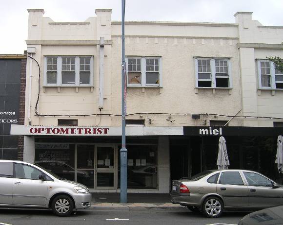 HO133 Shops 2.JPG