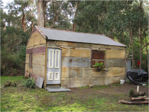 14228_Great Ocean Road Kennett River Hut August 2010 b.jpg