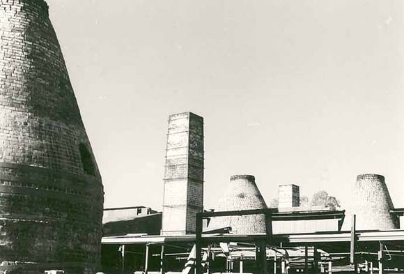 B3329 Bottle Kilns Midland Hwy Epsom