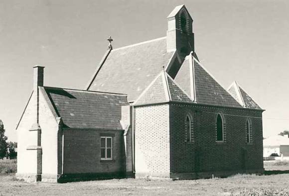 B3355 St Paul's Church Back View