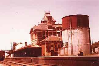 B2350 Railway Station Chiltern