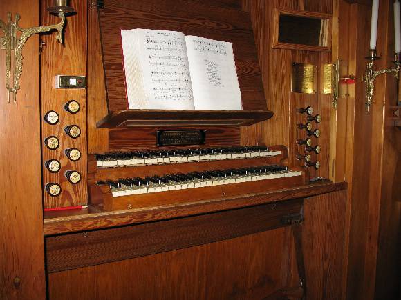B4863 Speechly & Ingram Organ