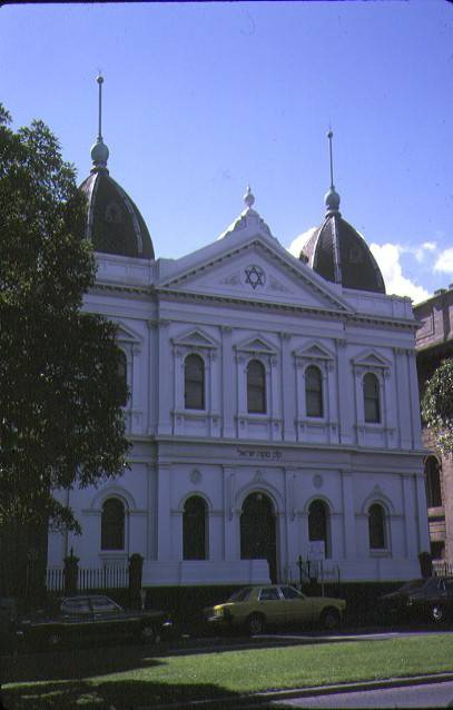 1 east melbourne synagogue albert street east melbourne front view sep1978