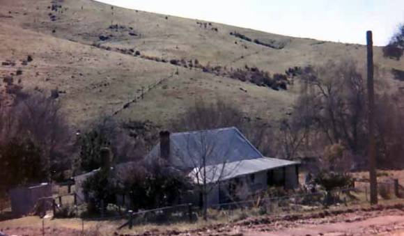 B3568 Maryvale Farm House Leneva West