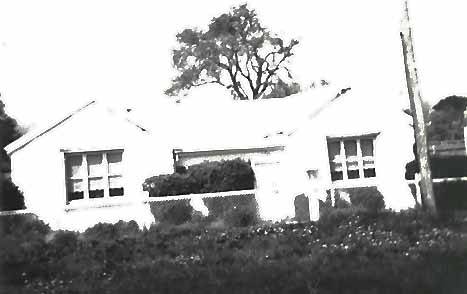 B2589 Collins Cottage