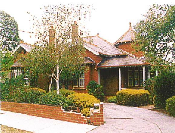 City of  Darebin Heritage Review 2000    