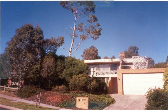 22365 House - 18 Summit Drive, Bulleen