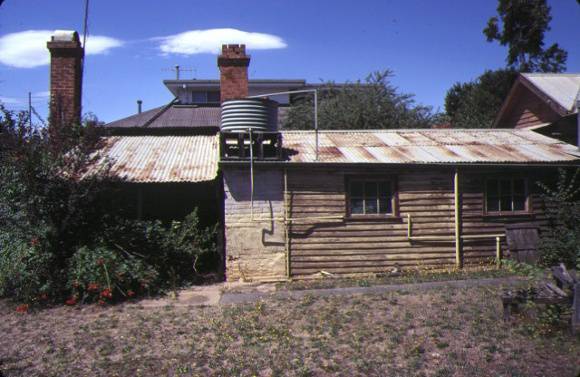 residence 6 gisborne rd bacchus marsh outbuildings jan1981