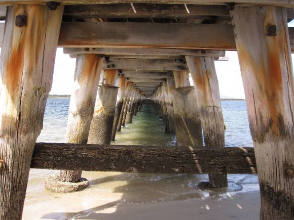 B1379 Port Welshpool Long Jetty