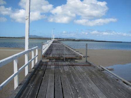 B1379 Port Welshpool Long Jetty