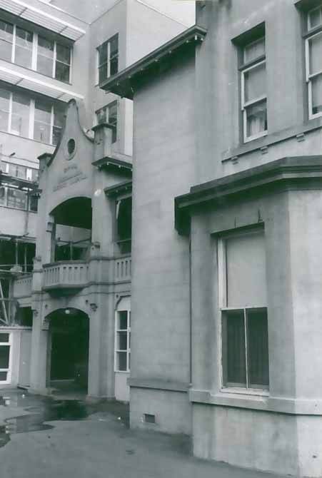 B1044 District Hospital