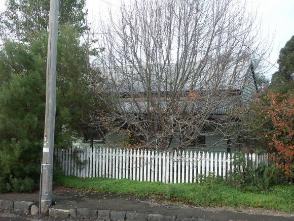 Cluster of Three Houses