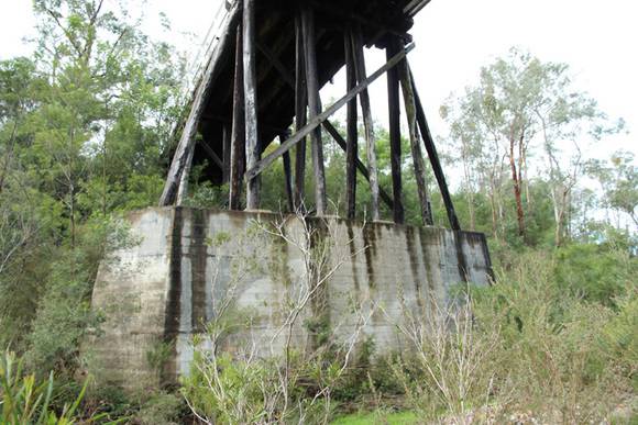 Murrindal trestle on cutwater IMG_0939.jpg