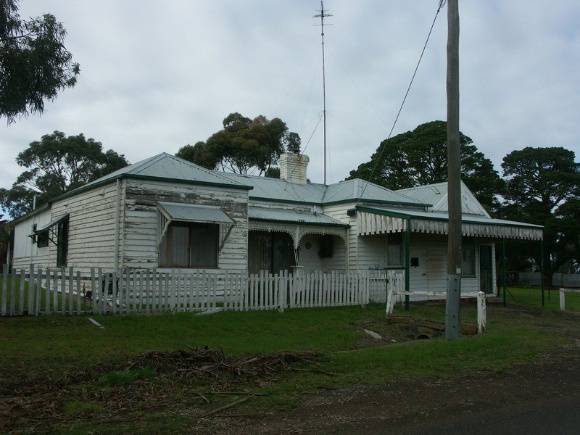 House (former Post Office & Butcher Shop)