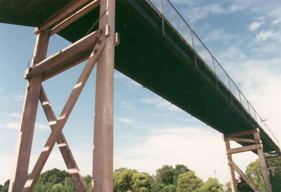 B7125 Nth Fitzroy Railway Footbridge
