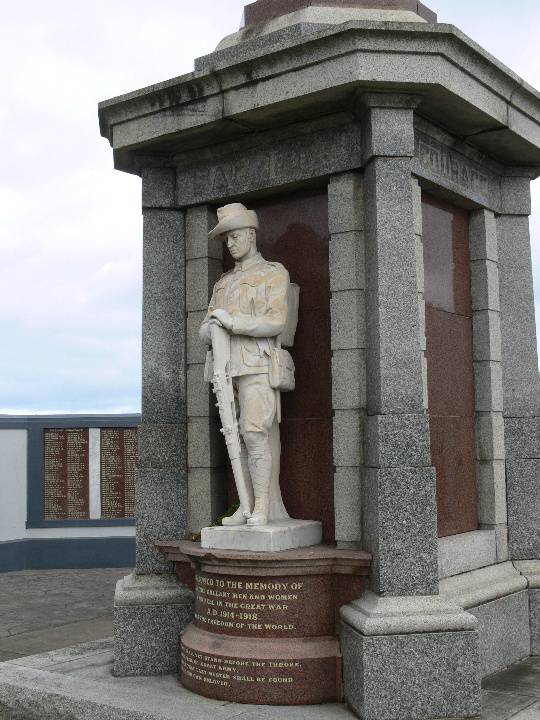 Warrnambool War Memorial 2.jpg