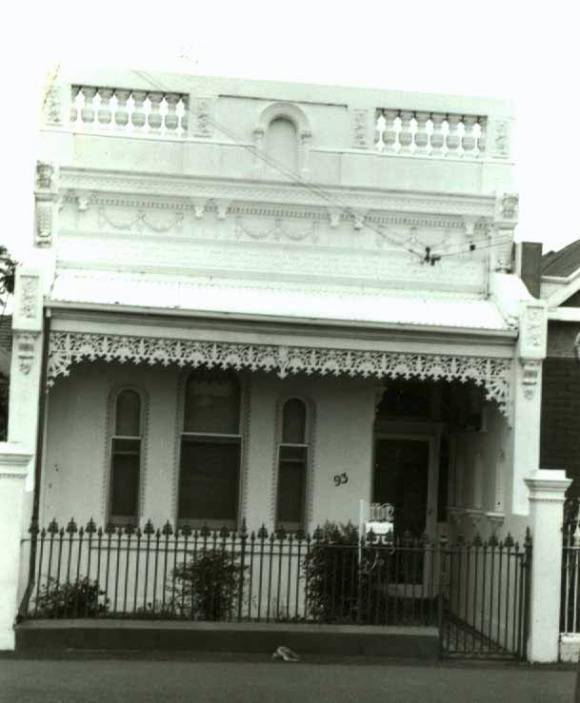 B4493 Lyttleton 93 Holtom St Carlton Nth