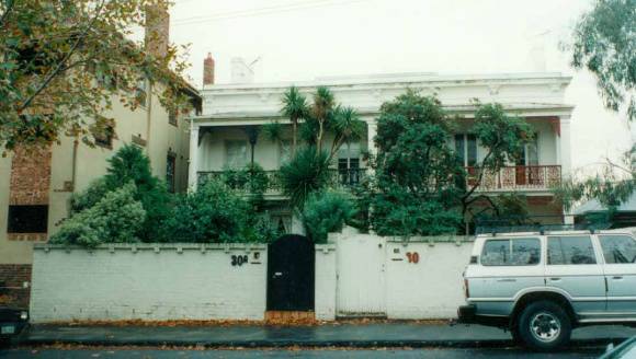 B2973 Elwood House 30 & 30A Vautier St Elwood
