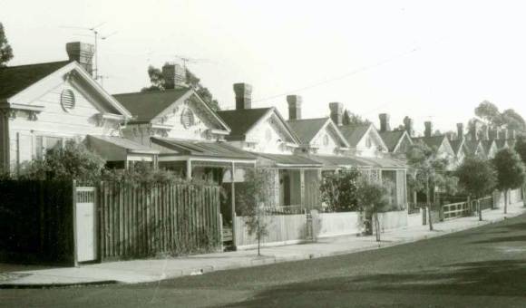 B4586 1-32 Cambridge St Armadale