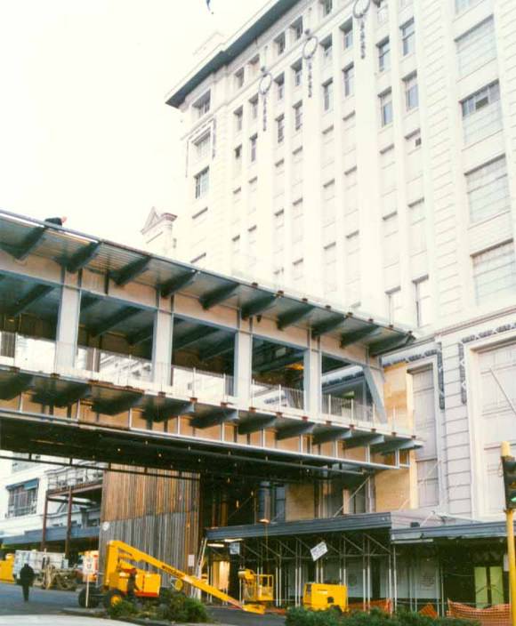 B5065 Lonsdale St Footbridge