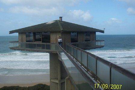 B5160 Pole House