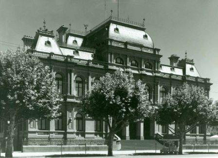 B5126 Law Courts