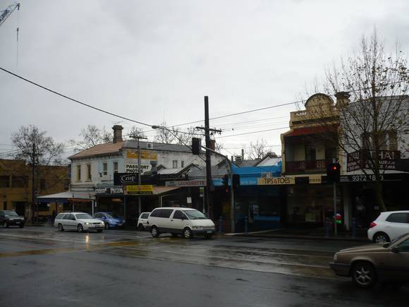 Racecourse Road (275-87)