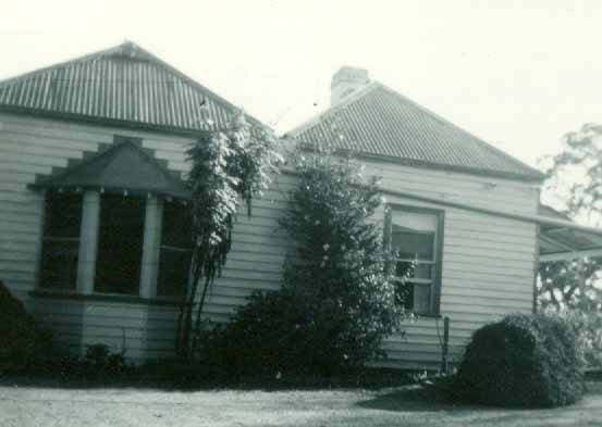 B1152 Fernhill