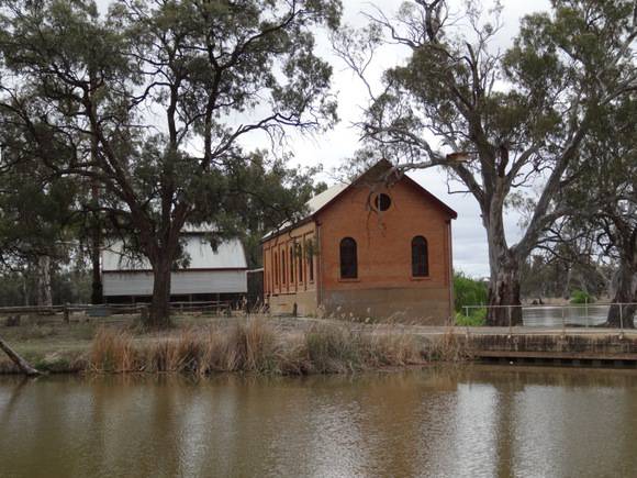 B3577 Psyche Bend pump house
