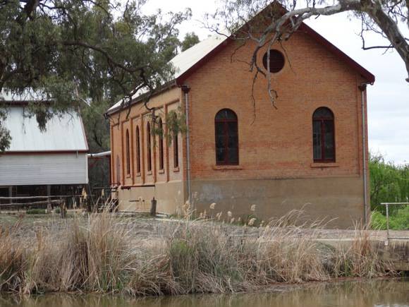B3577 Psyche Bend pump house