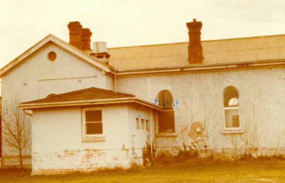 B5385 Pioneer Library Rear View